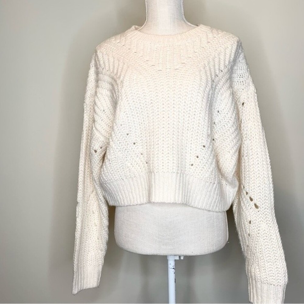 Kendall & Kylie Chunky Knit Cropped Sweater